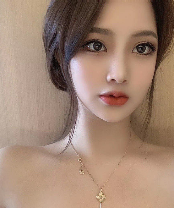 天津会所兼职23岁幼师B紧敏感没艹两下湿到叫爸爸